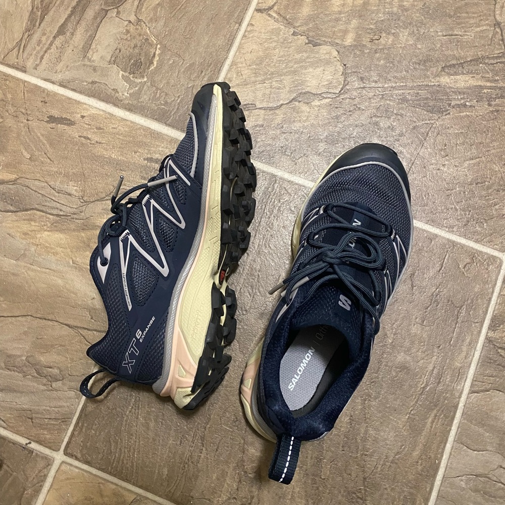 SALOMON Navy XT-6 Expanse Sneakers Size 6